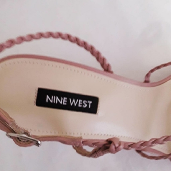 FOR @dogmommy3 NIB Nine West Game 2 Strappy Sandals 9M - Picture 4 of 4